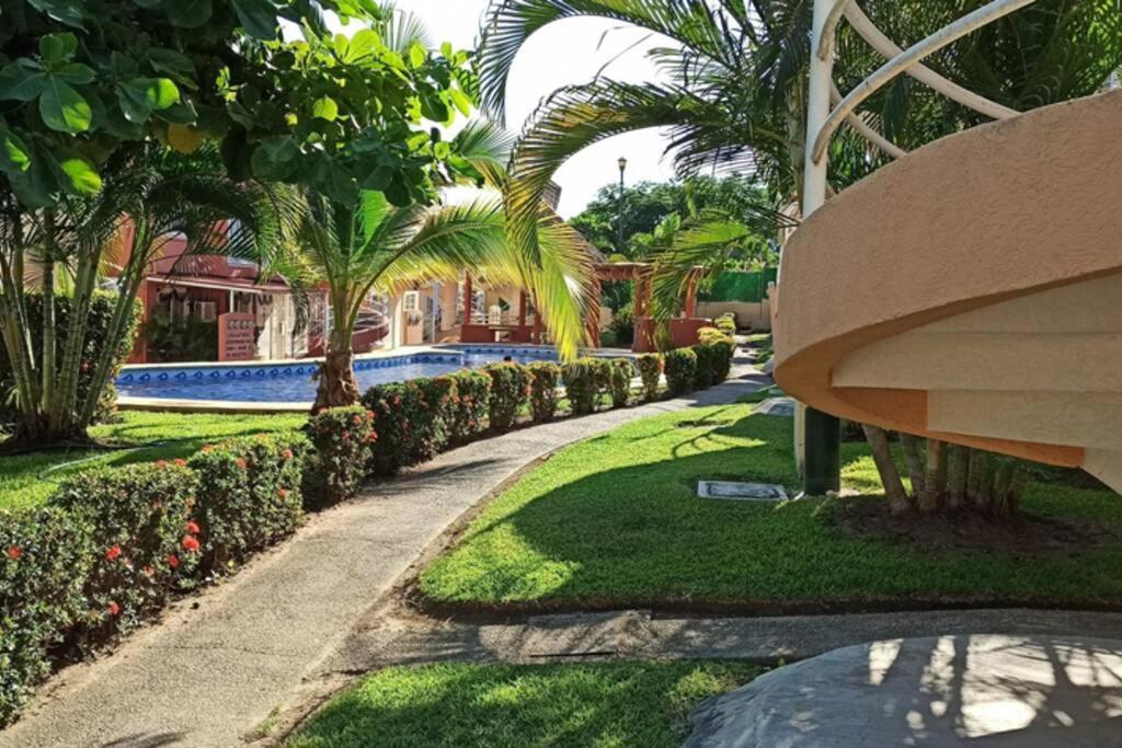 Ixtapa Al Mejor Precio, "Casa Las Conchas" Zihuatanejo Eksteriør billede